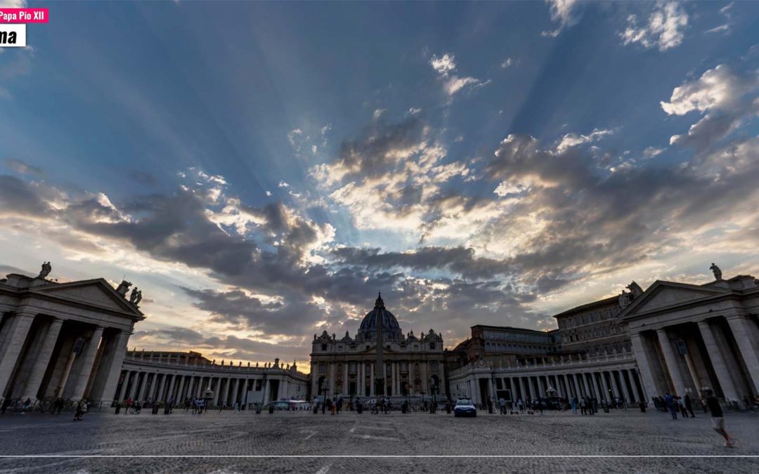 Piazza Papa Pio XII. Roma